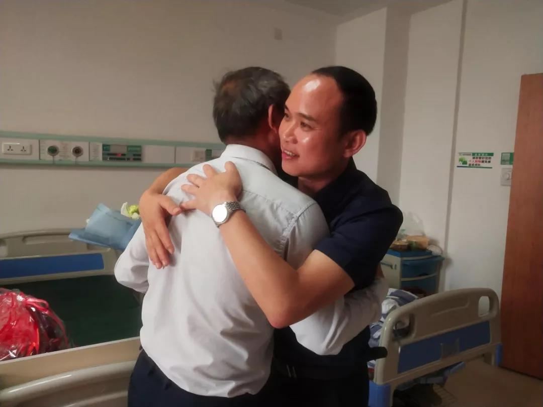 真情關(guān)懷，慰問員工丨老羅，愿您早日康復(fù)！